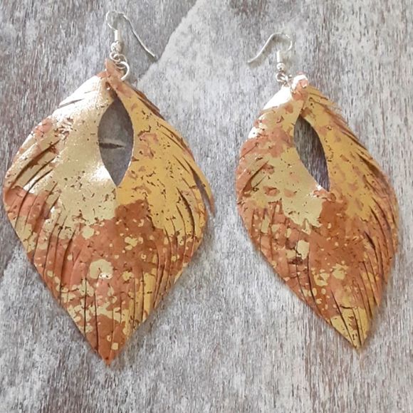 Feathered cut earrings 4 in. Long! - Picture 3 of 4